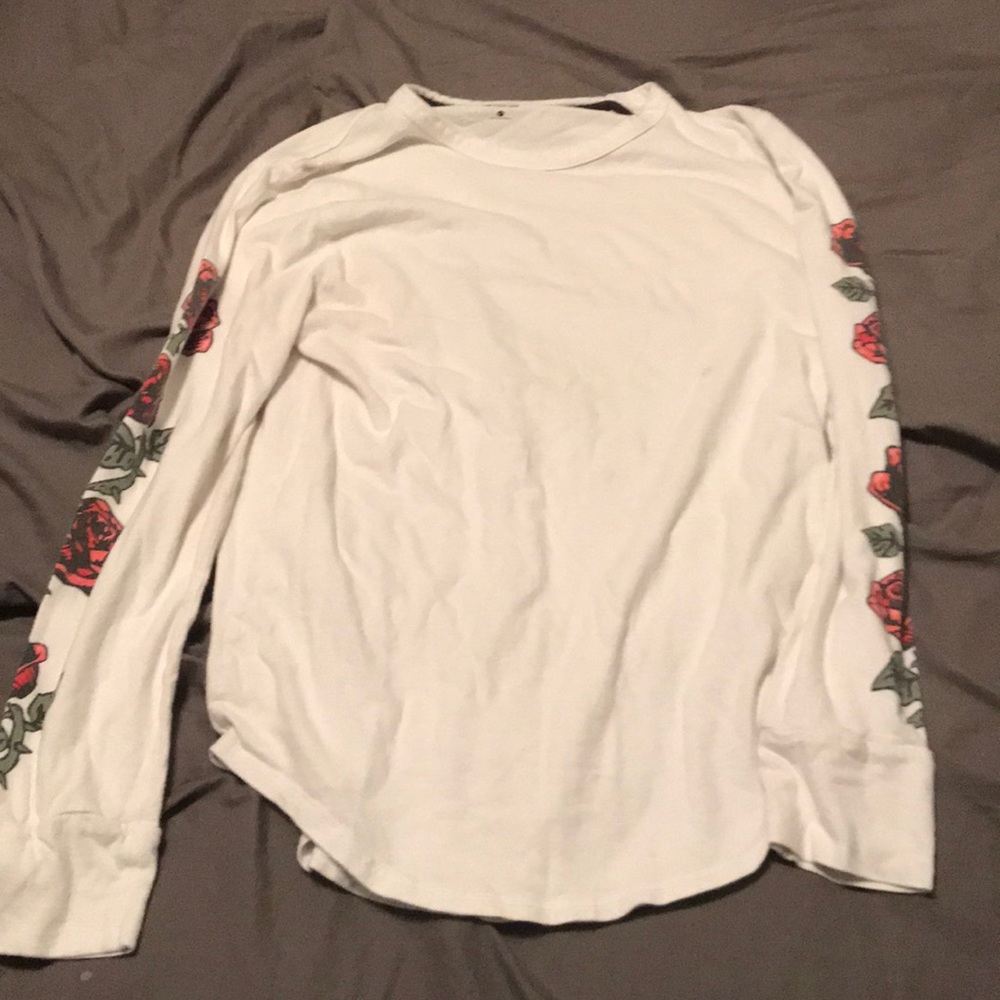 Hollister t shirt